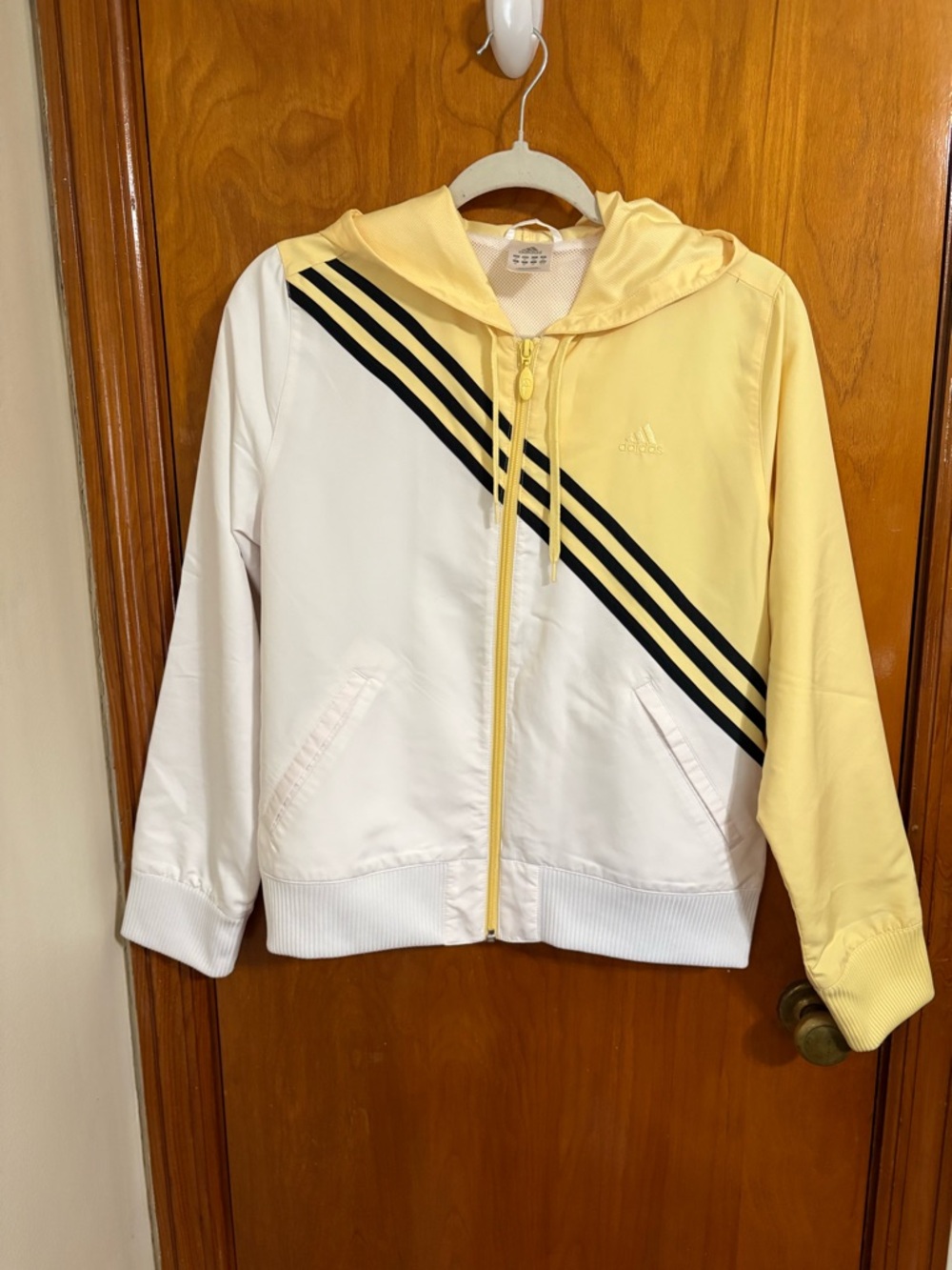 Women’s Adidas Yellow White 3 stripe lined jacket Medium
